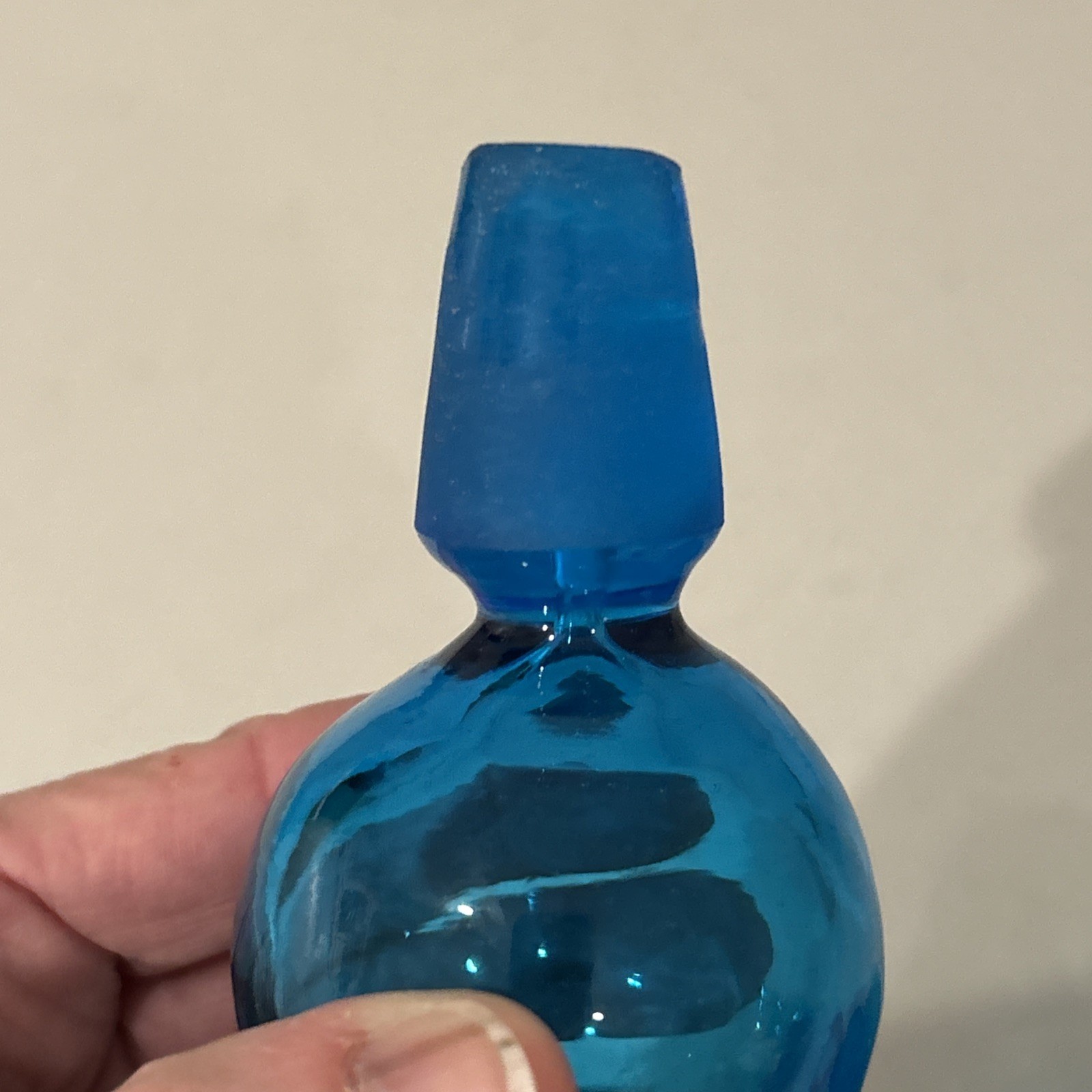 Gorgeous MCM Mid Century BLENKO Decanter 636s BLUE CRACKLE Turquoise Art Glass