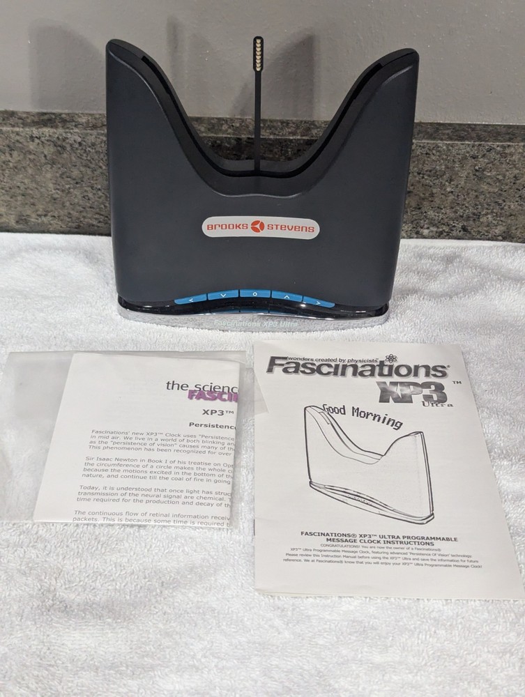 Vintage Fascinations XP3 Programmable Floating Message Clock Calendar w/ Box EUC