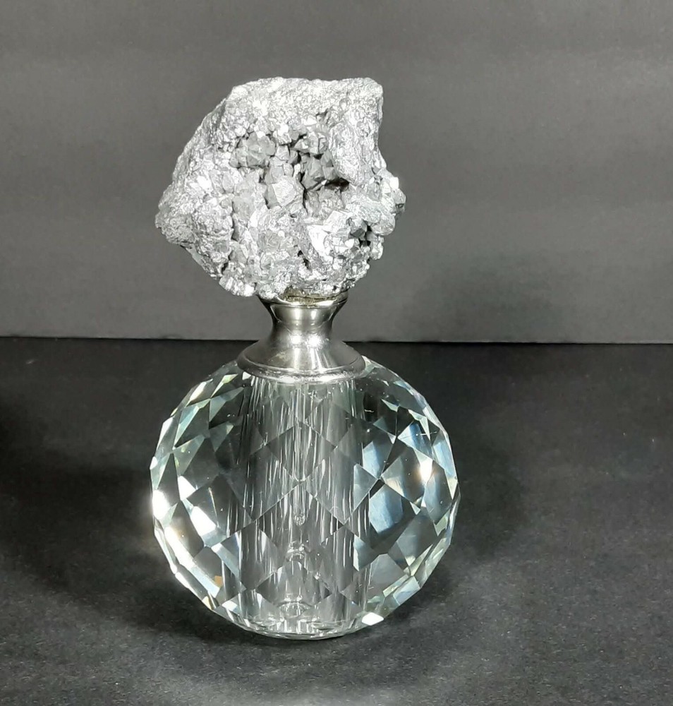 Perfume Bottle with Silver Agate Stopper