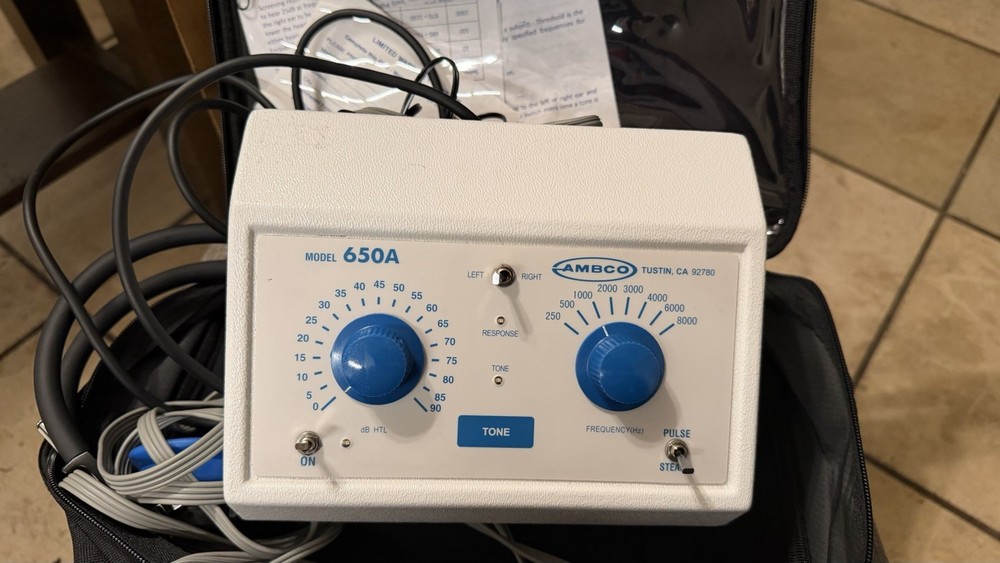 Ambco 650A Hearing Test System Audiometer Bundle with Carry Bag