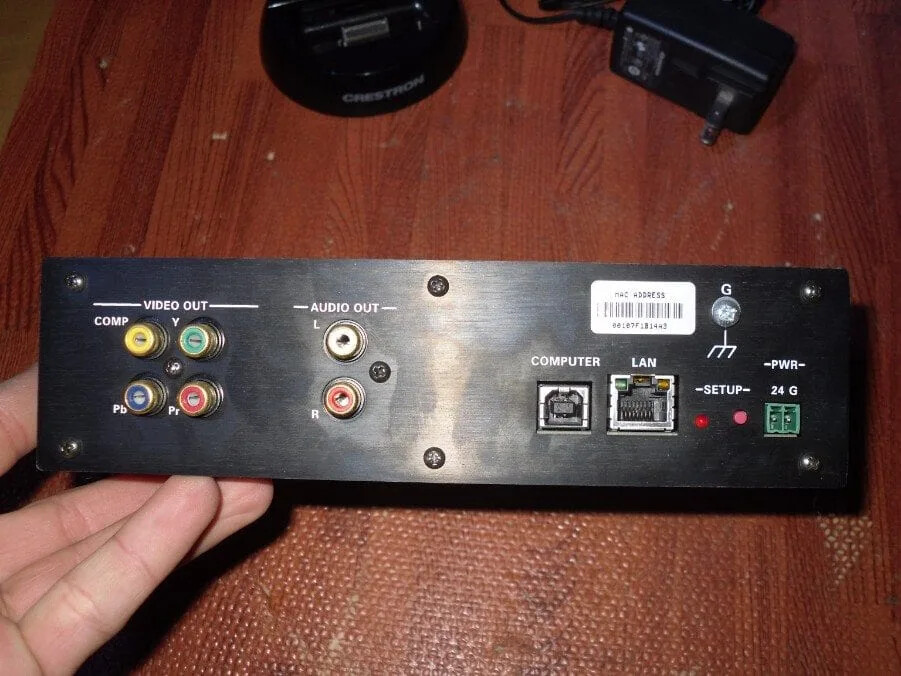 Crestron P-IDOCV with Module, Dock, Power Cable, Missing Cable between Dock&Mod