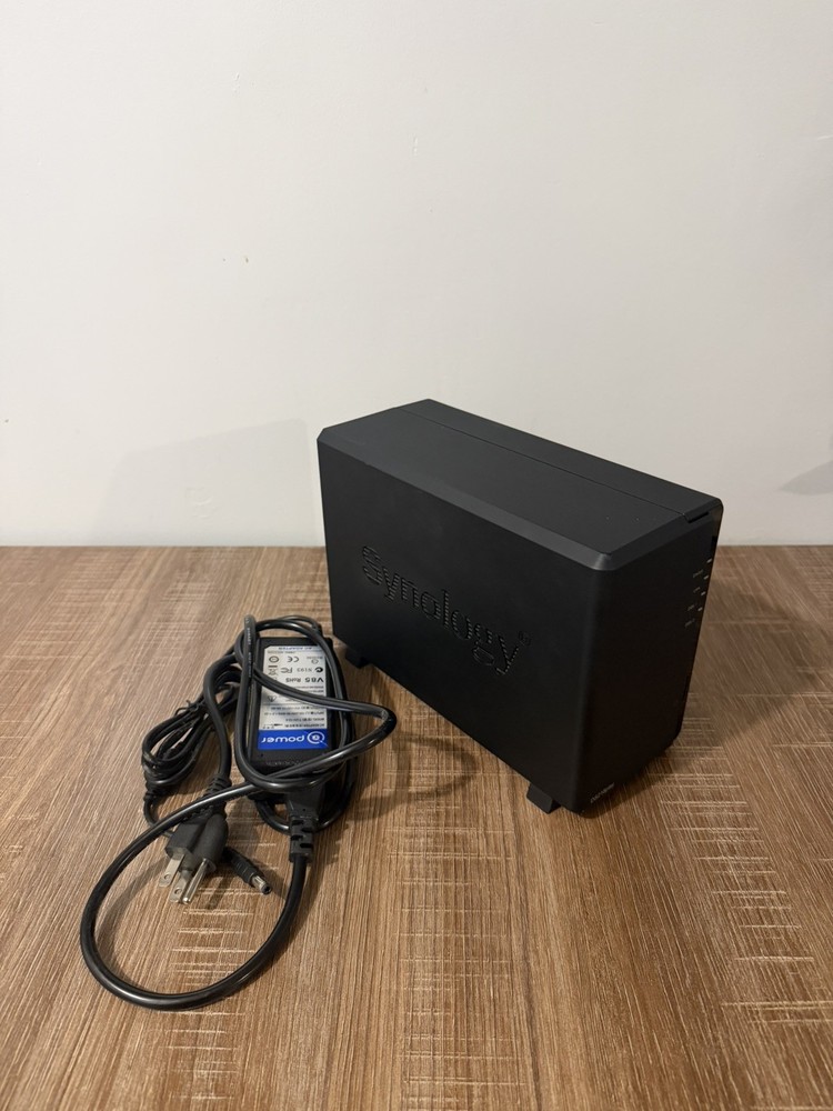 Synology DiskStation DS218play 2-Bay NAS