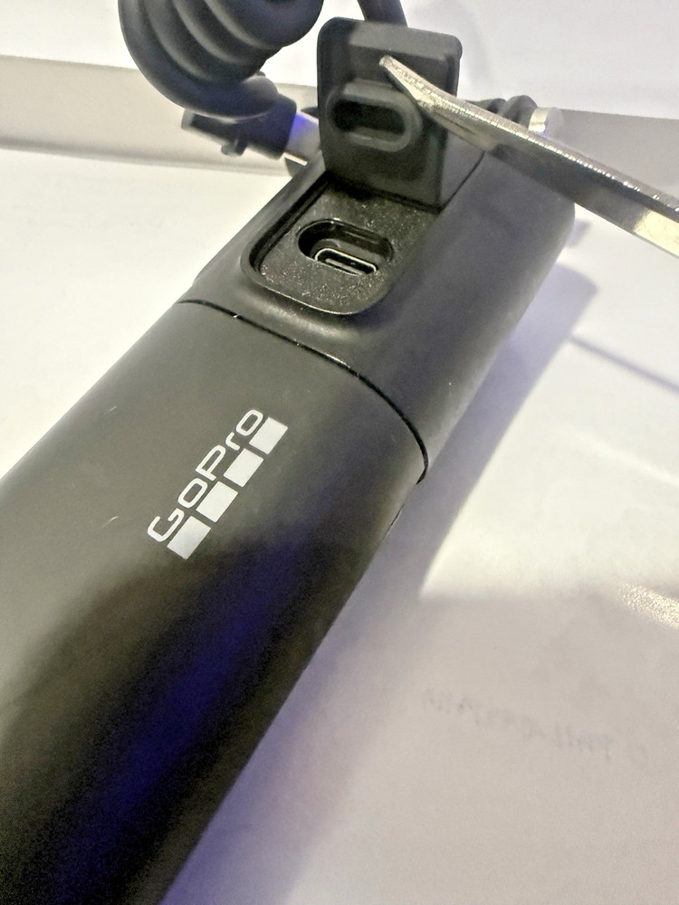 GoPro Volta ACVT1 USB-C Compact Camera Battery Grip/Tripod/Remote
