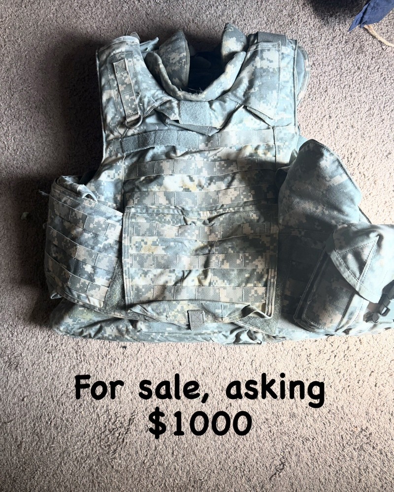 Tacktical Army Vest With Plates