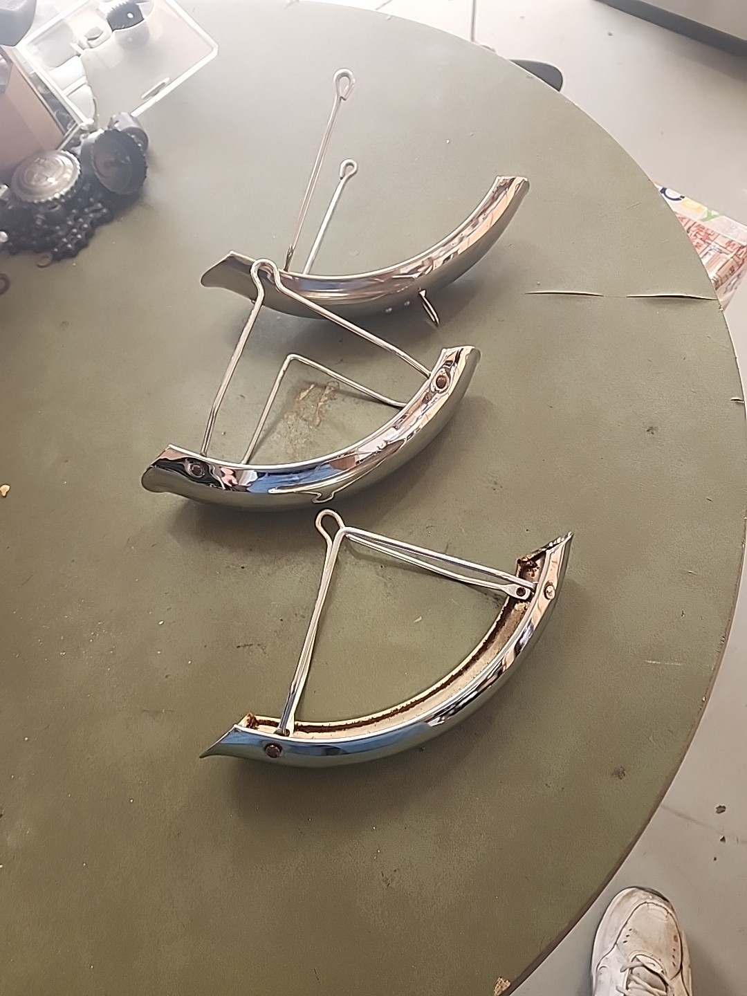 2000s SCHWINN LIL STINGRAY TRICYCLE CHROME FRONT +REAR FENDERS NICE SHAPE L$$K