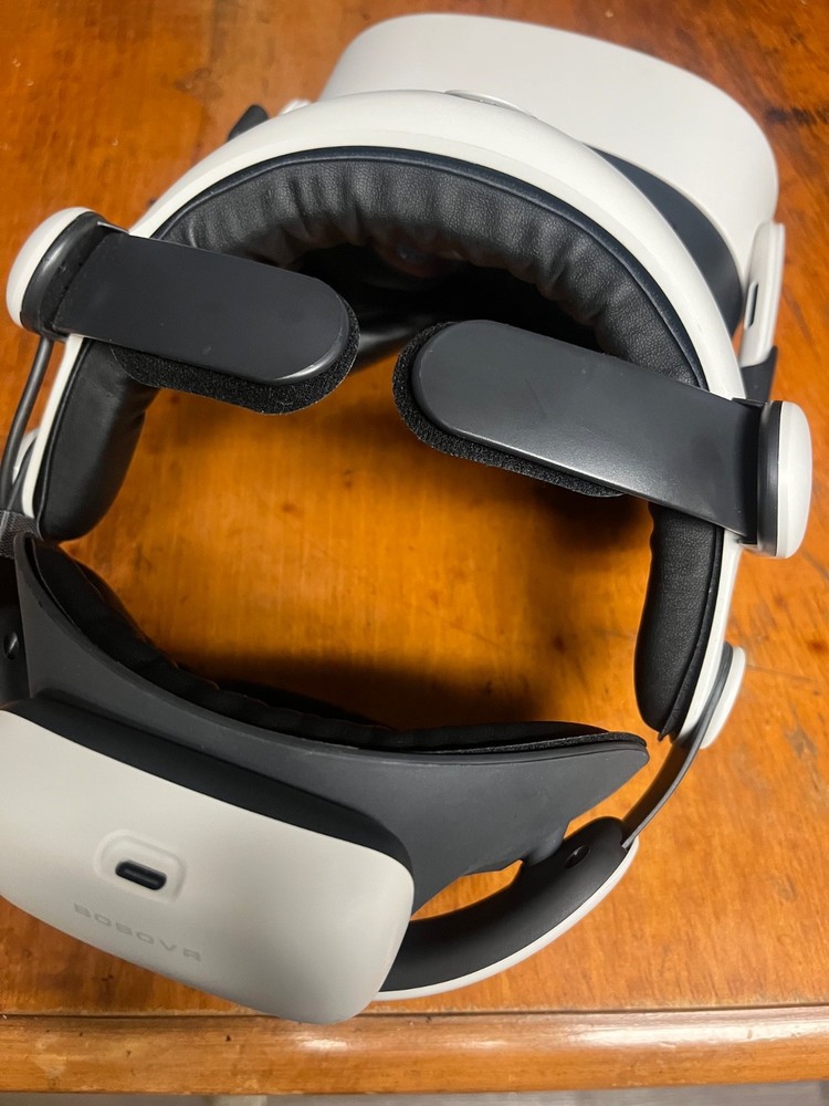 Meta Quest 3S Headset Only W/ Upgraded Battery Pack Excellent Condition