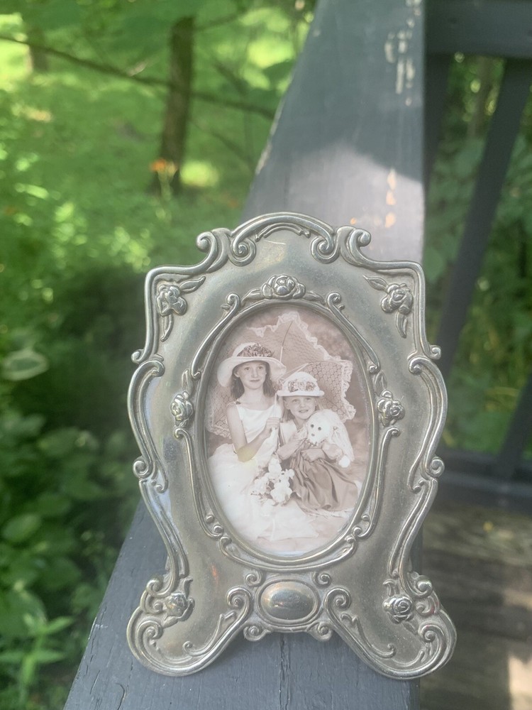 Silver Plated Made in Hong Kong Metal Mini Picture Frame Floral Motif Vintage