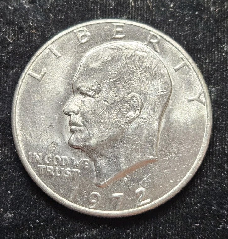 AU 1972 D One Dollar Eisenhower