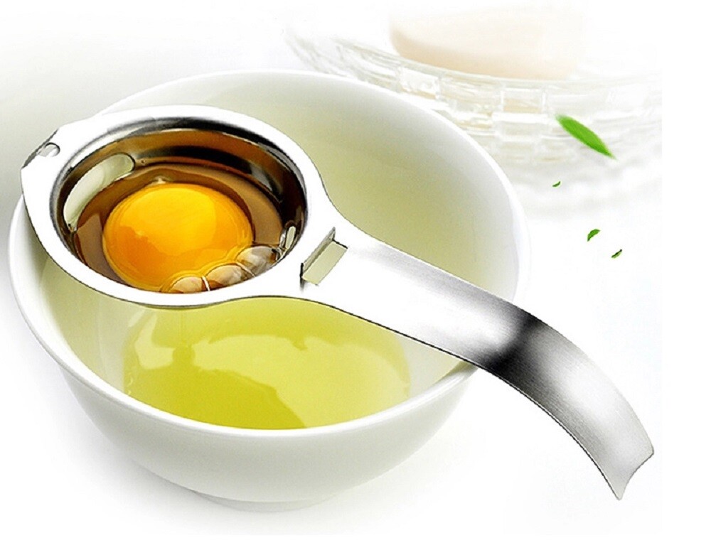 Egg Yolk White Separator Kitchen Gadget - Easy Divider Holder Sieve Tool