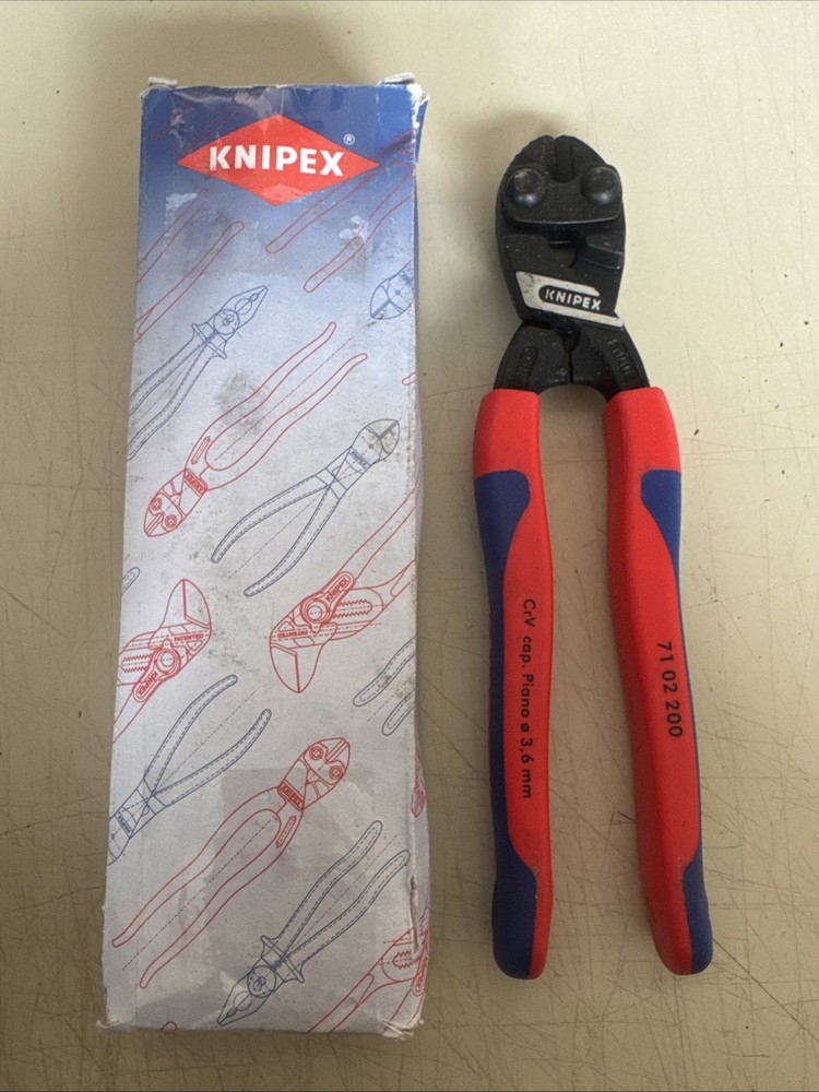 KNIPEX Bolt Cutter 8-inch 200 mm Comfort Handle - 7102200