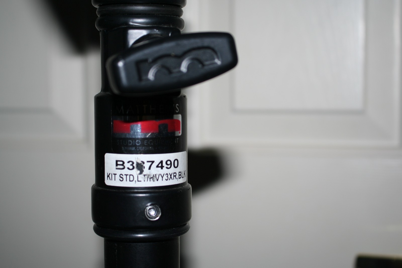 Matthews Hollywood Light/Heavy Triple Riser-Black # B387490 Max. Height 12.4ft