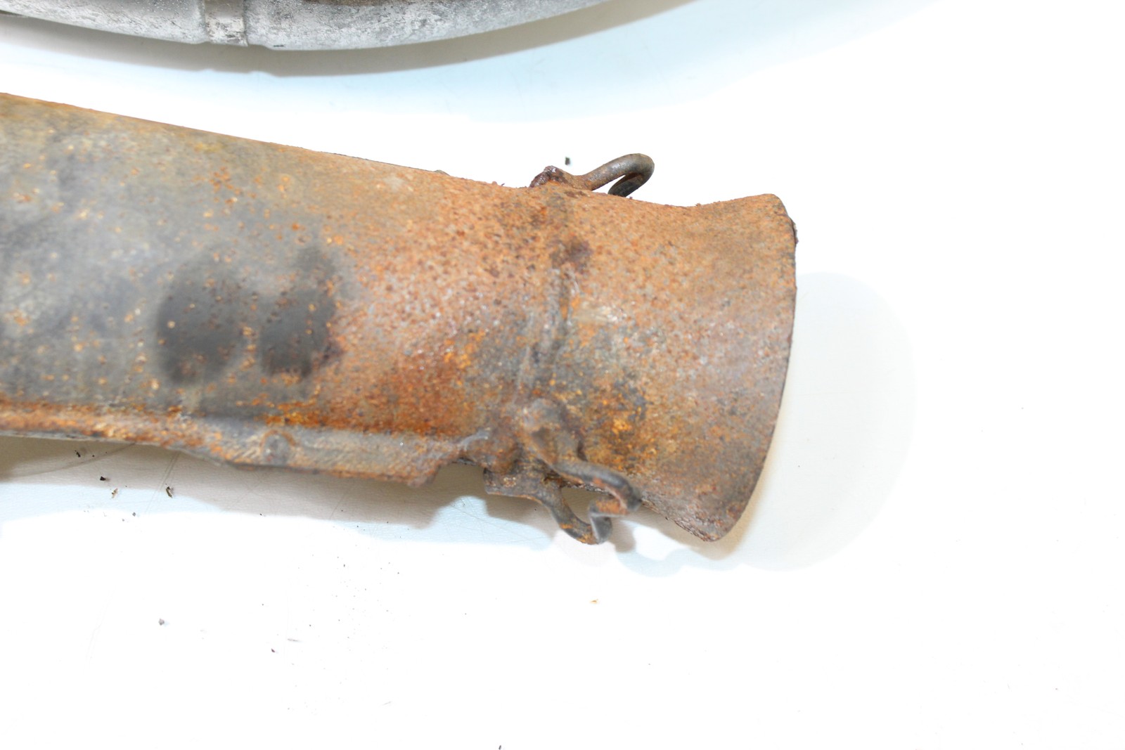 2011 Ski-doo Summit 600 Exhaust Expansion Chamber Pipe 514054559