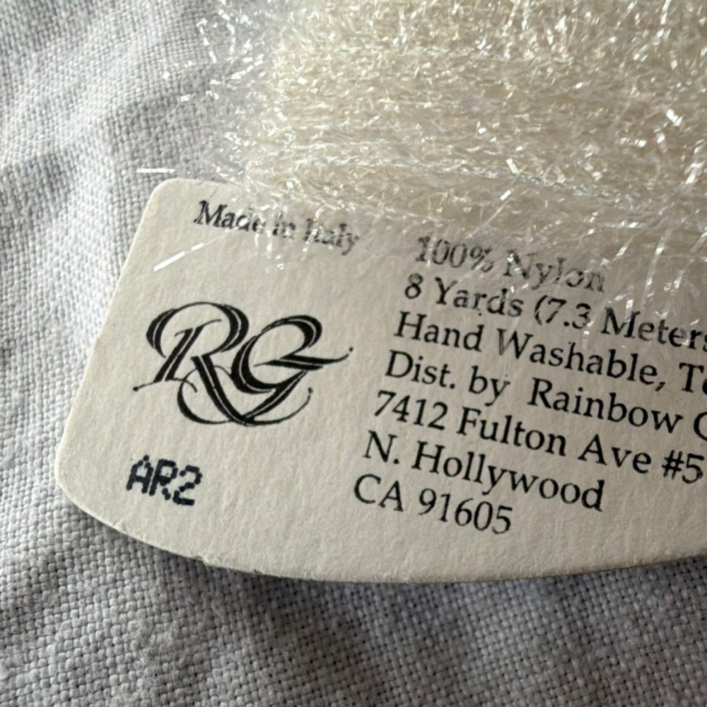 Rainbow Gallery Arctic Rays 100% Nylon Thread AR2 Wispy Fringe White Solid
