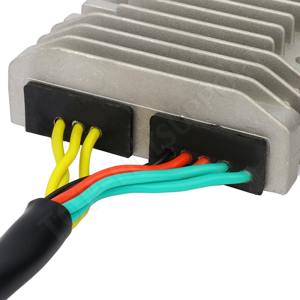 Voltage Regulator Rectifier Compatible for 2004 Honda Interceptor 800 VFR800