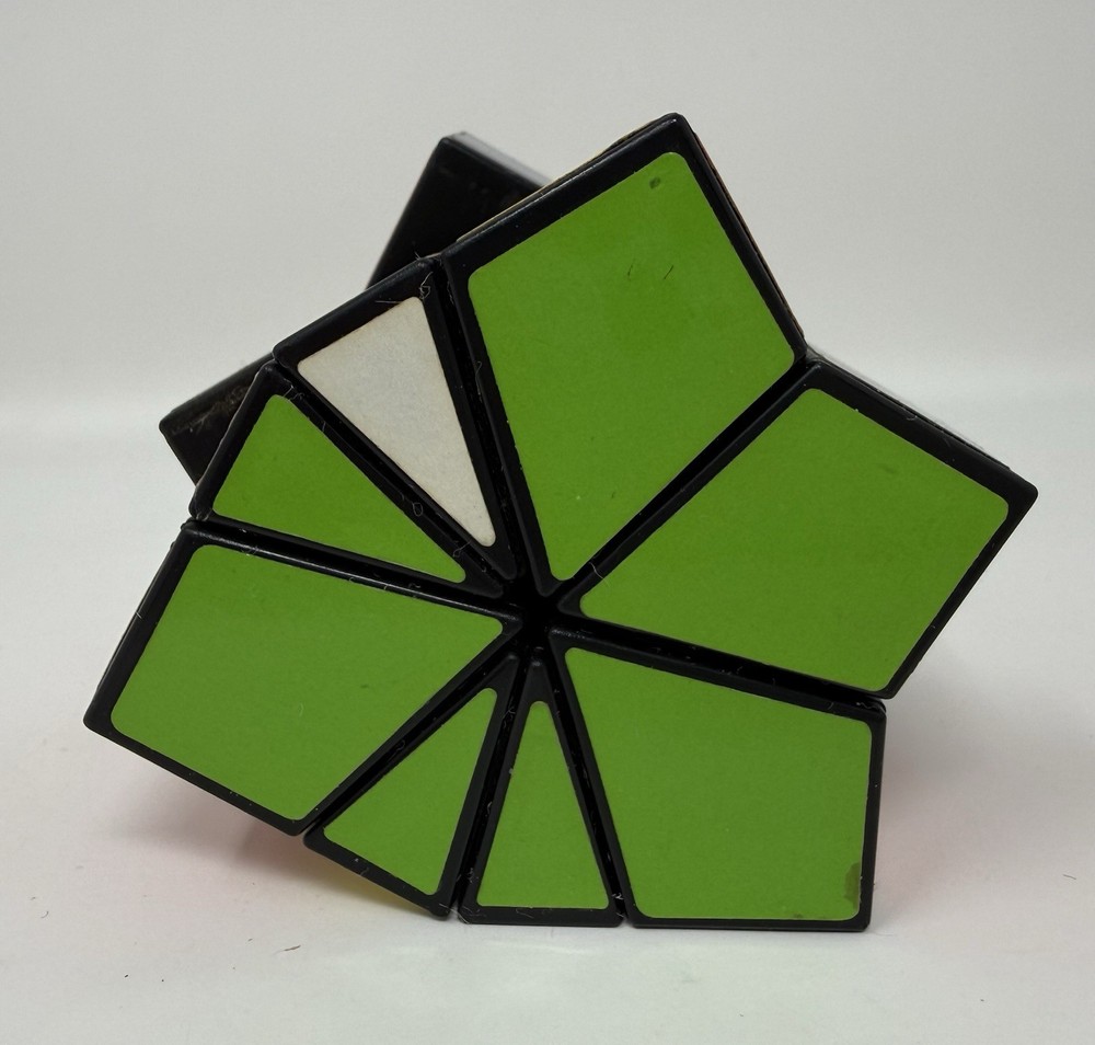 Square-1 Block Puzzle Strategy Hard Retro Brainteaser Irregular Cubes