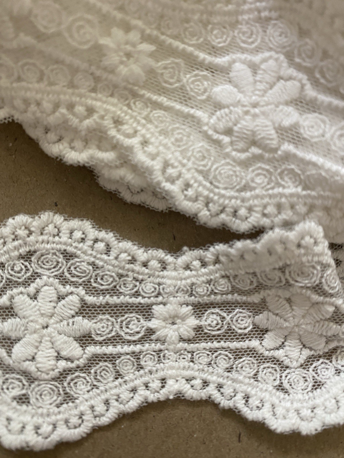 2 Yards Vintage Tulle Embroidered Floral Lace Trim, Soft White, Scalloped Edges