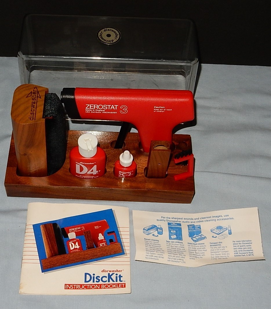 Discwasher Zerostat 3 - Disckit D4 SC-2 Record Cleaning Kit with Cover & Manual