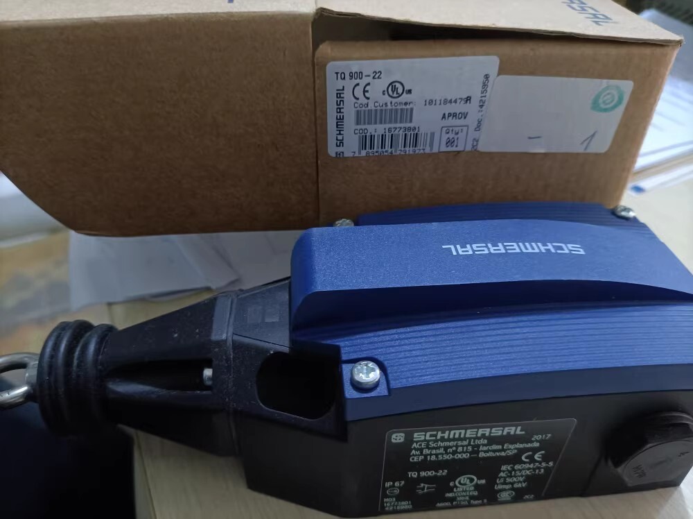 1pcs SCHMERSRL TQ 900-22 cable switch