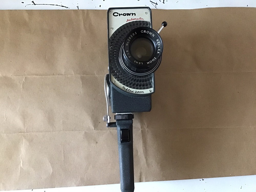 Vintage Crown Model 503 8mm Zoom Reflex Camera