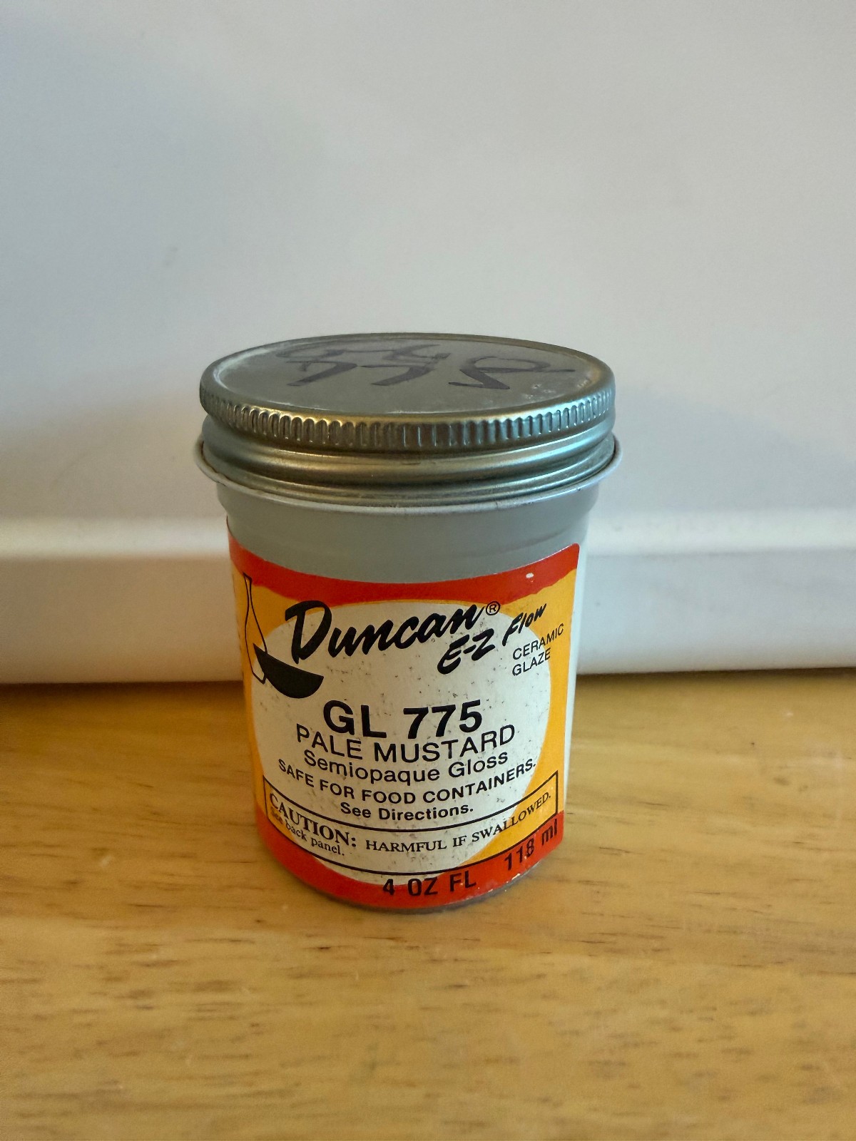 Duncan Gloss Glaze GL775 Pale Mustard