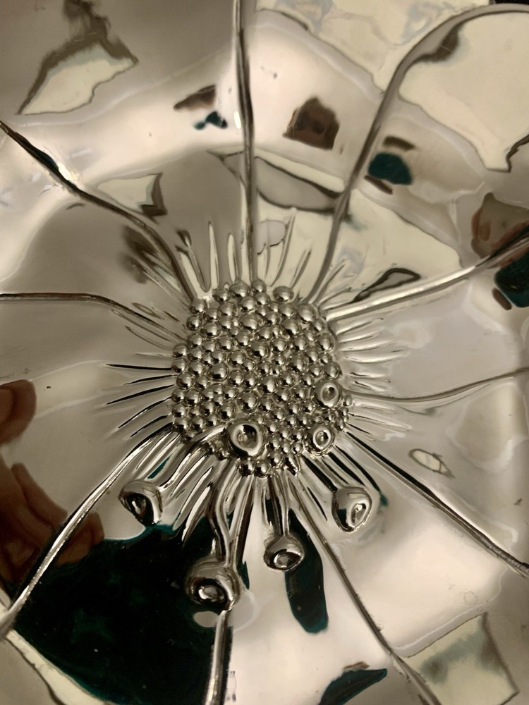 VTG. International Silverplate 1994 Poppy Flower Pattern Plate Lovely!