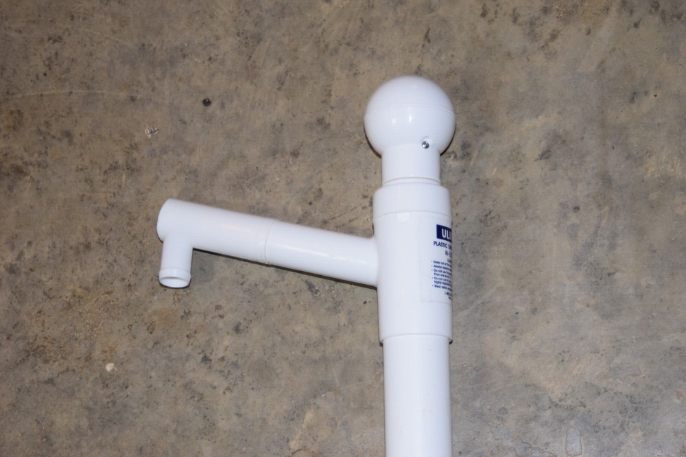 ULINE H-1553 Plastic Drum Pump With Barrel Nut