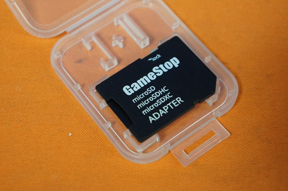 Gamestop MicroSD Micro SDHC MicroSDXC Adapter W/Case