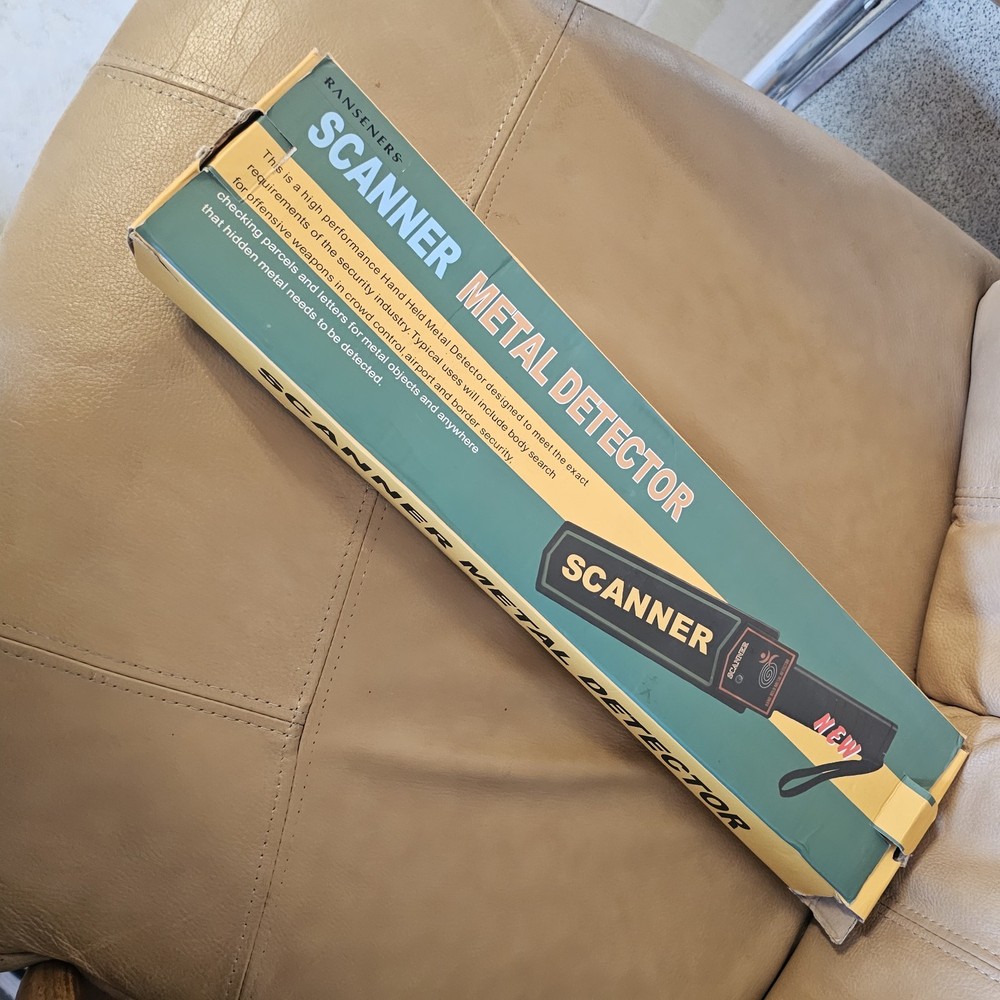 Handheld Metal Detector Wand Security Scanner High Sensitivity Compact