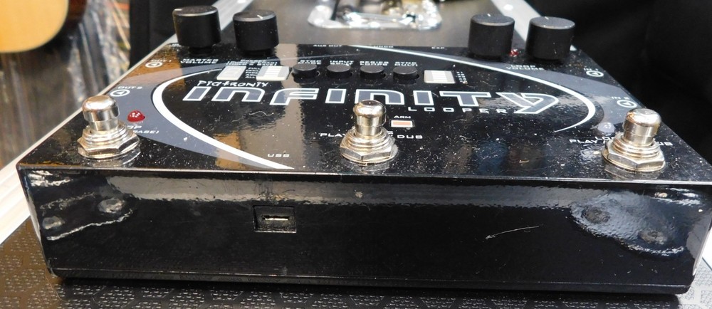 Pigtronix Infinity Looper Effects Pedal AND Remote Switch
