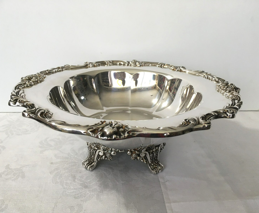 Reed Barton King Francis Silverplate Footed Centerpiece Bowl #1694 Vintage