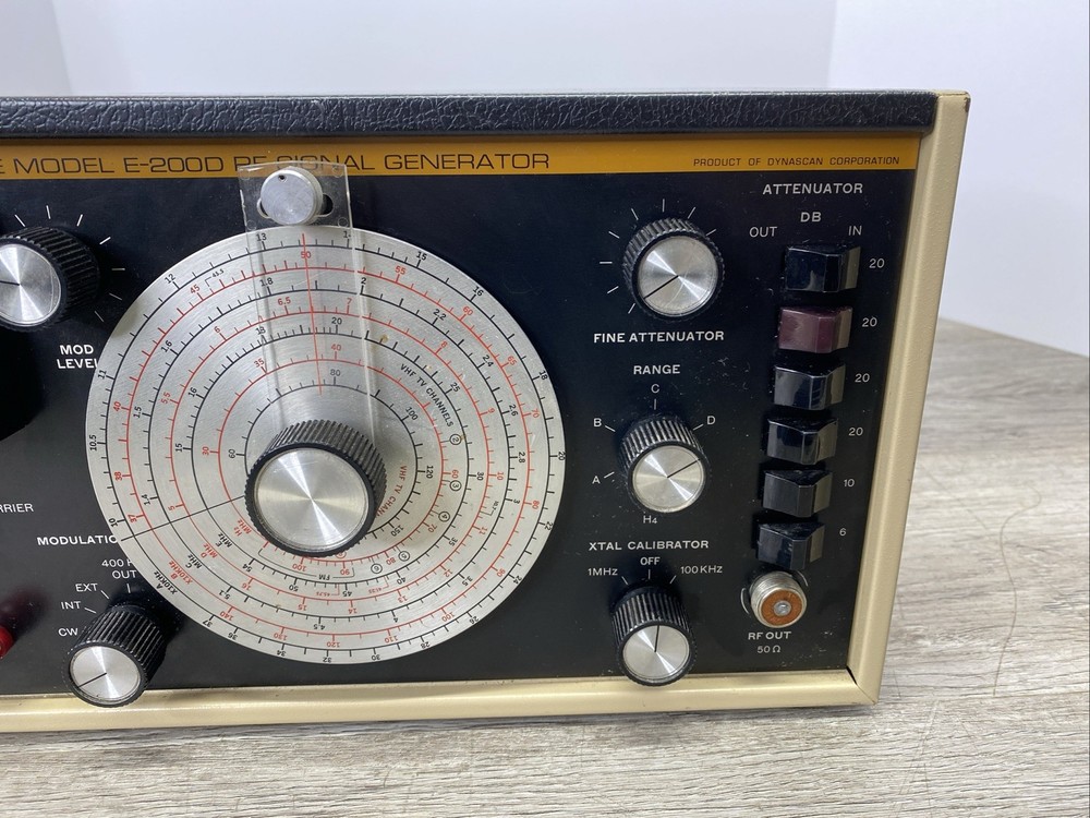 B & K Precision Solid State Model E 200D RF Signal Generator E-200D Powers On