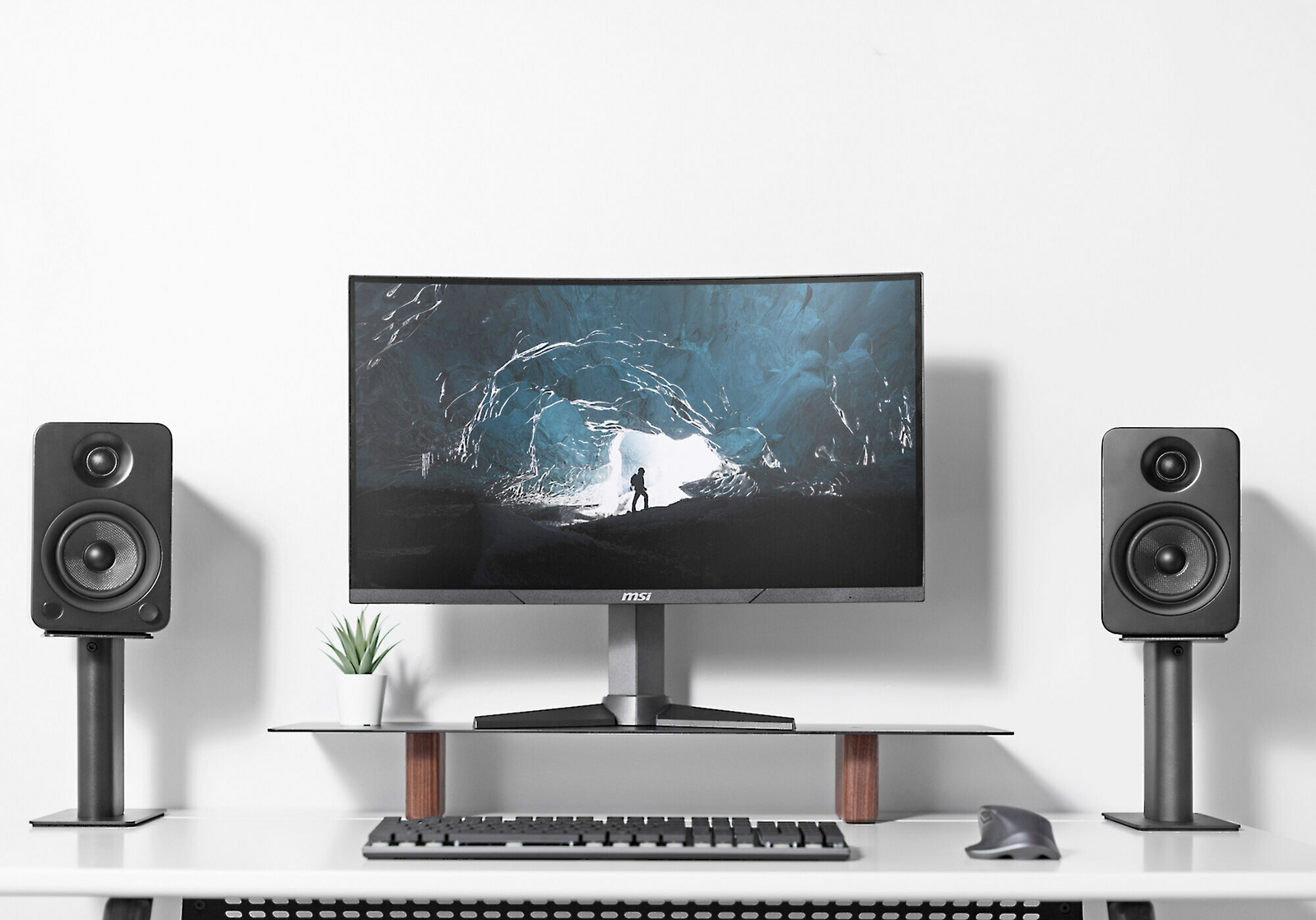 Kanto SP9 9" desktop speaker stands (black)