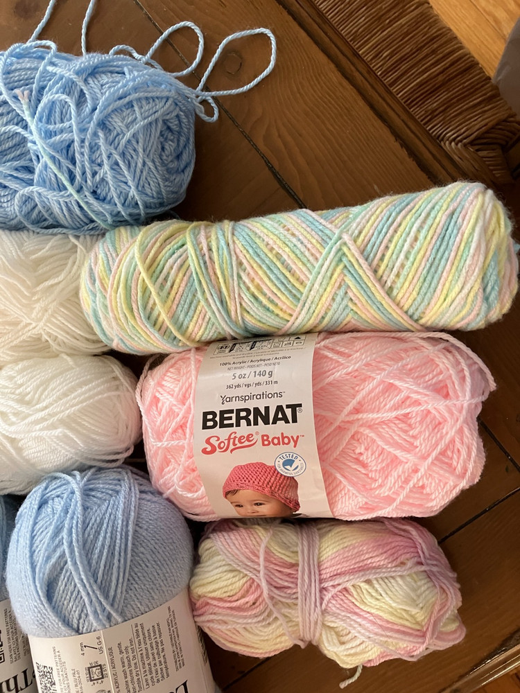 YARN + KNITTING NEEDLES AND MISCELLANEOUS ITEMS