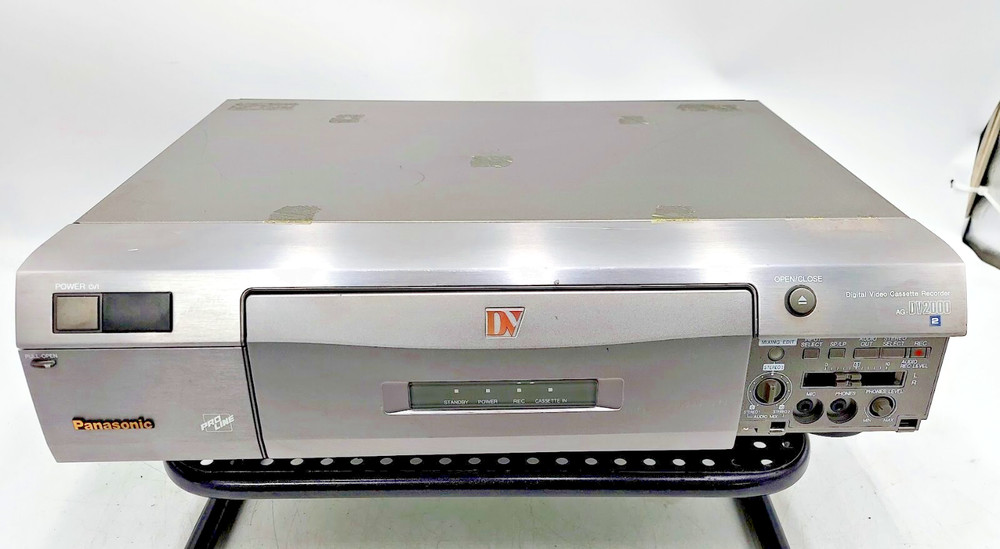 Panasonic AG-DV2000P DVMini DV Cassette Recorder Editor