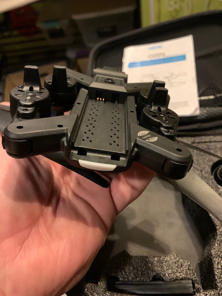 4DRC 4D-V12 Drone / quadchopter in case