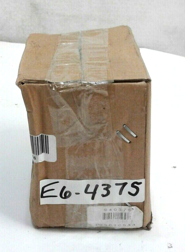 Global Industrial 940375 Double Socket Base For Pedestrian Barrier