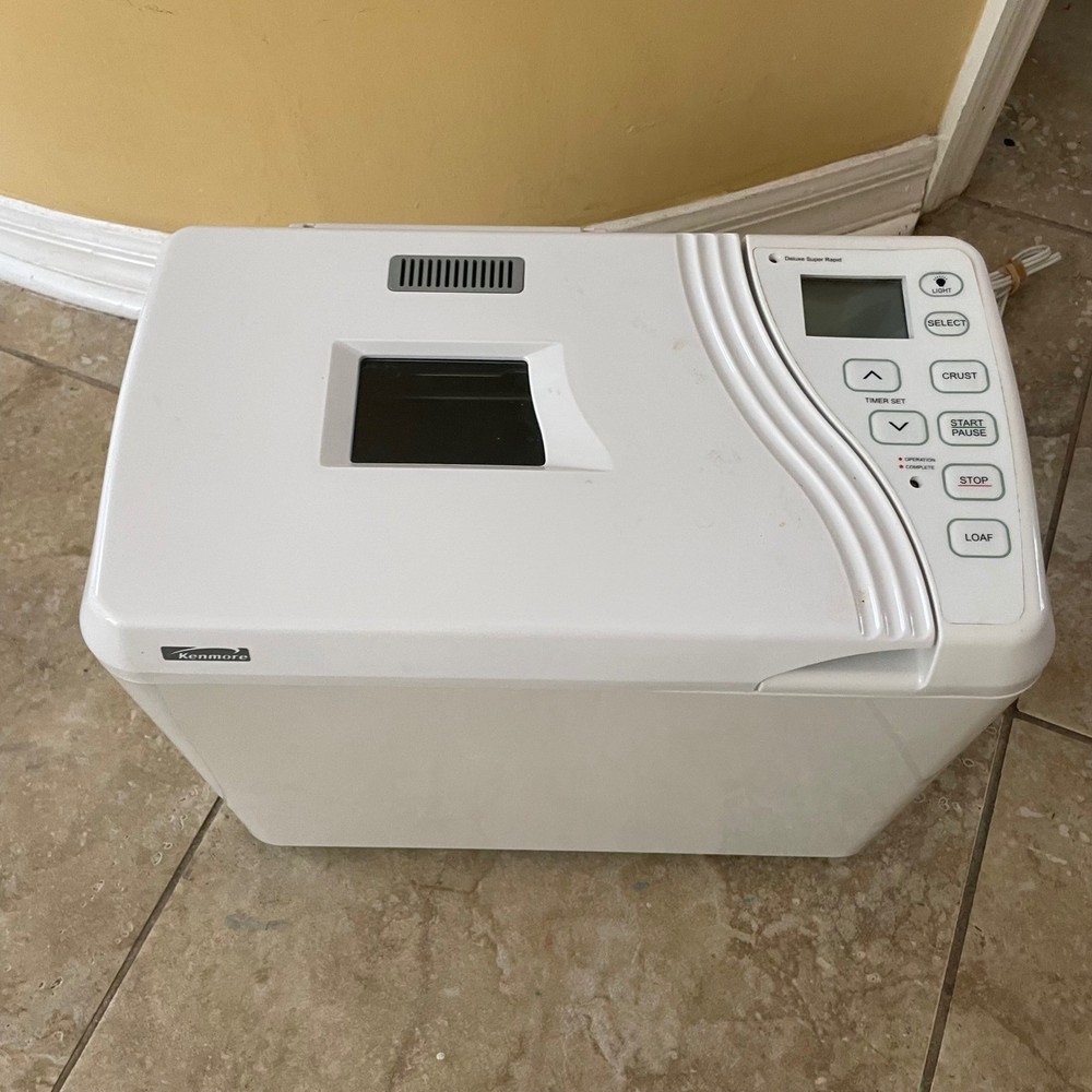 Kenmore Automatic Bread Maker Model KTR2300 White 730W Deluxe Super Rapid