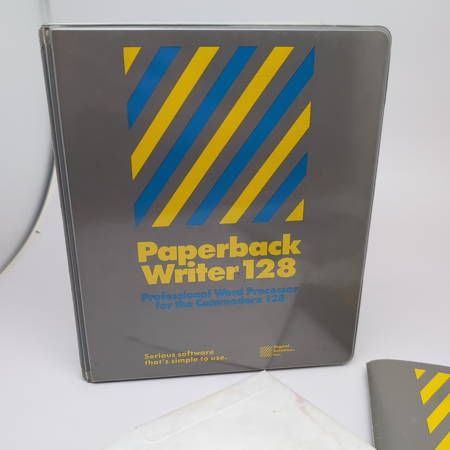 Commodore 128 Paperback Writer Vintage 1985 Software w/ Case & Manual VG