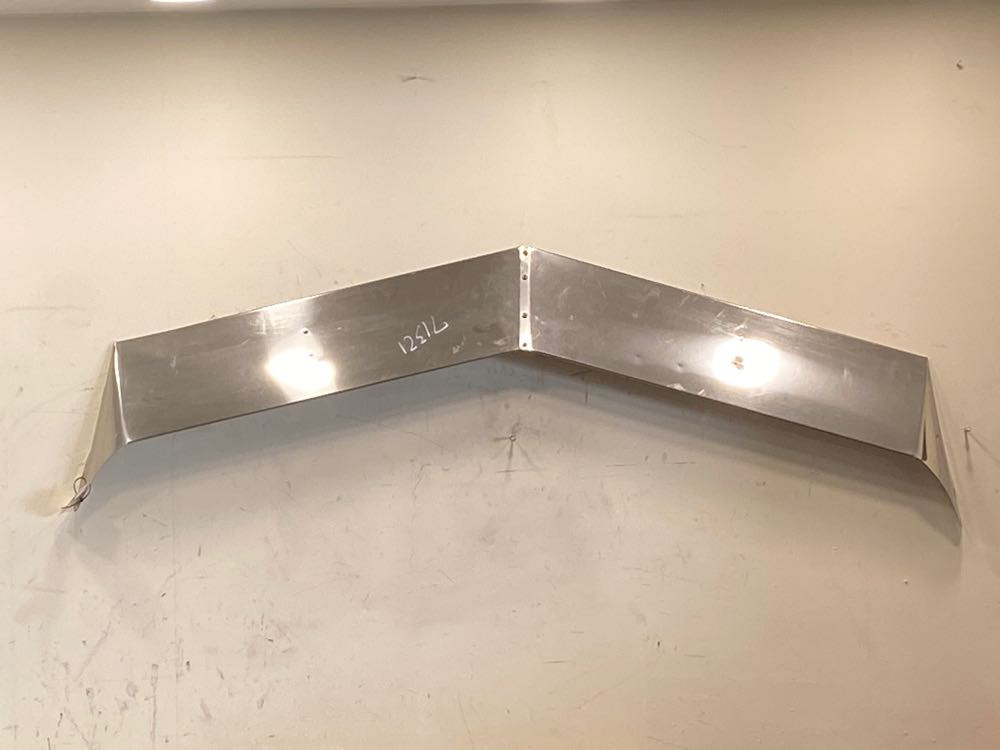2009 Peterbilt 365 Visor (654-10440)