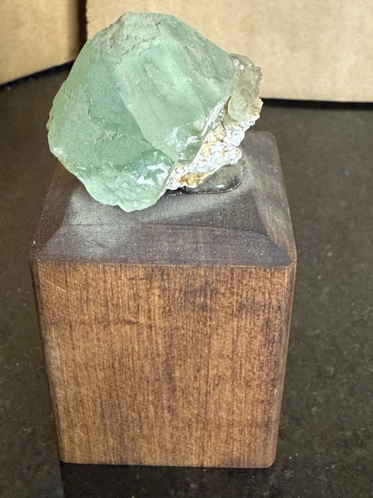 Small Fluorite L393 Display Piece