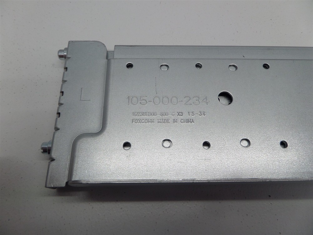 Foxconn 105-000-234 Left & Right Server Rail Kit