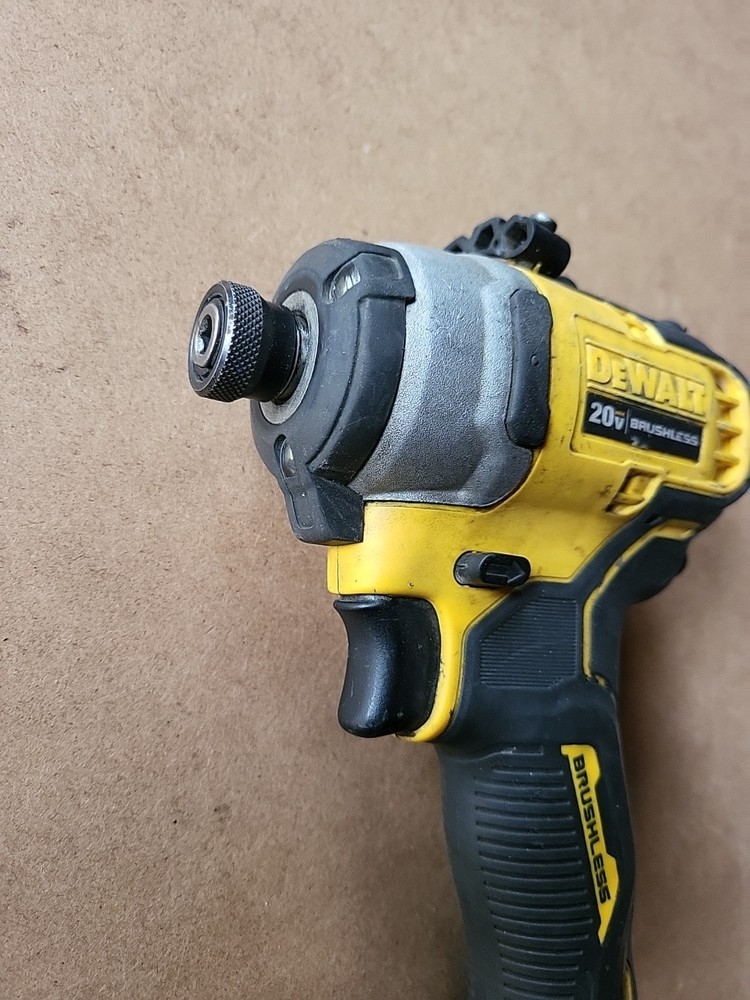 DEWALT ATOMIC Compact Series DCF809 20V MAX brushless Impact Driver