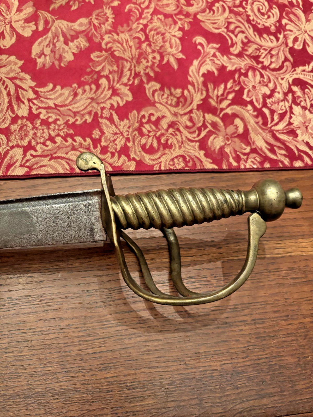 English Hanger Circa 1750-1758 ( Model 1751 ) Broad Arrow mark.