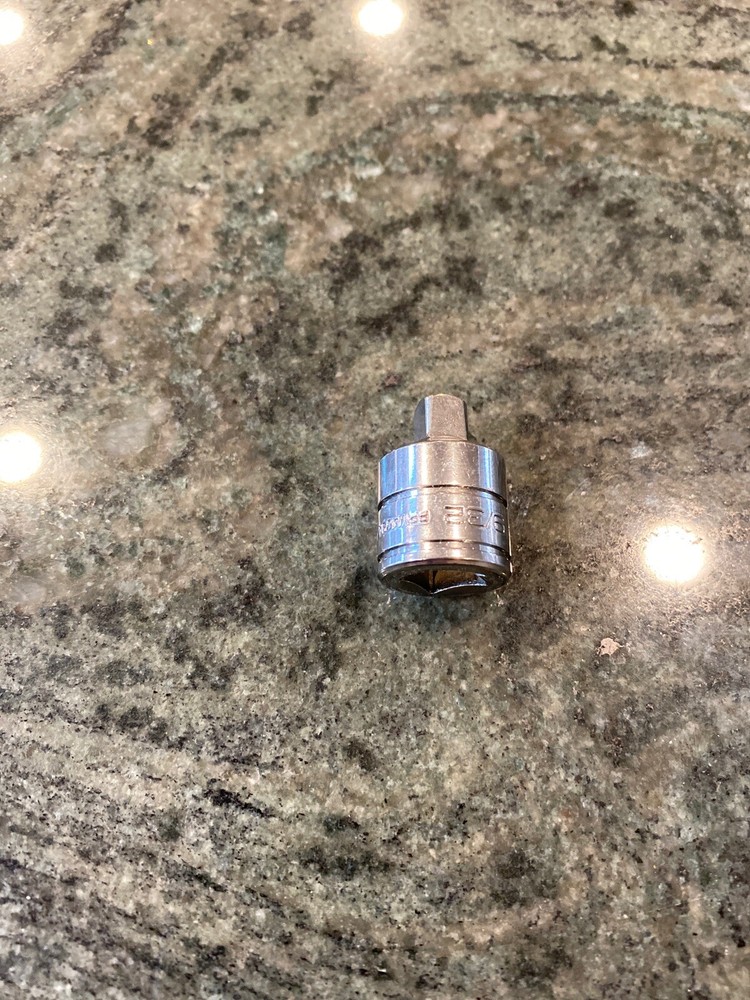 Snap On ppm409a 3/8” drive sae 9/32" external pipe plug socket