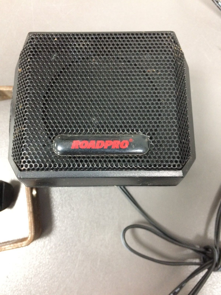 ROAD PRO, External Speaker, Rusty Mount & Screws, NO Plug, Tested Good