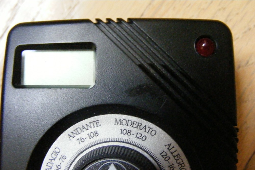 Qwik Time quartz metronome