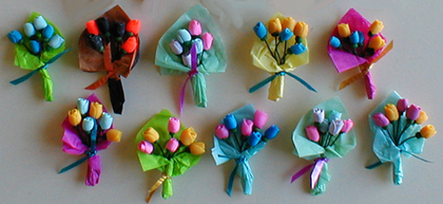 100 Assorted Mini Rose Bouquets – Create with these Miniatures!