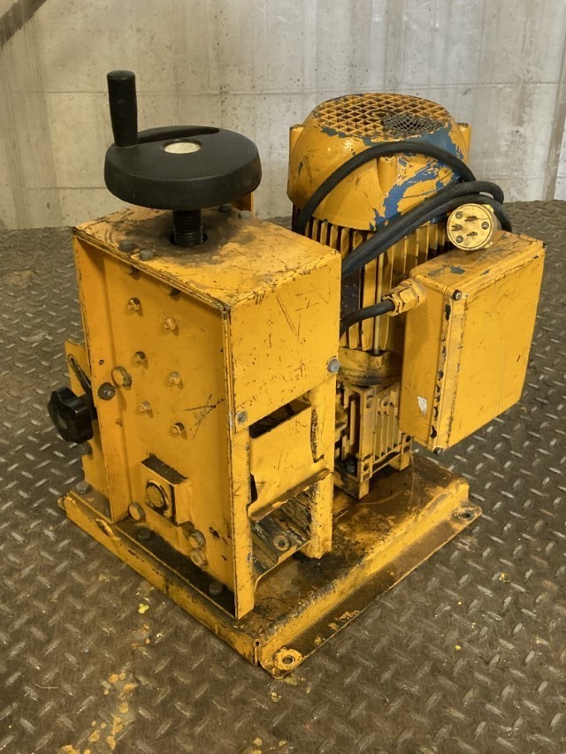 Genesco Copper / Aluminum Wire Cable, TableTop Stripper Machine , G6001