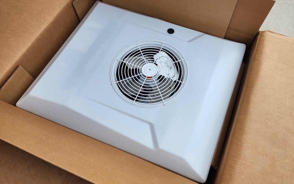 Red Dot AC Unit 12v Rooftop Mount R-6100-4P