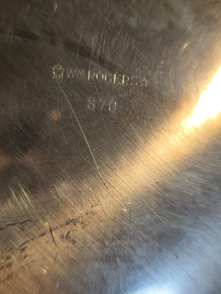 WM Rogers 870 10.25" Plate